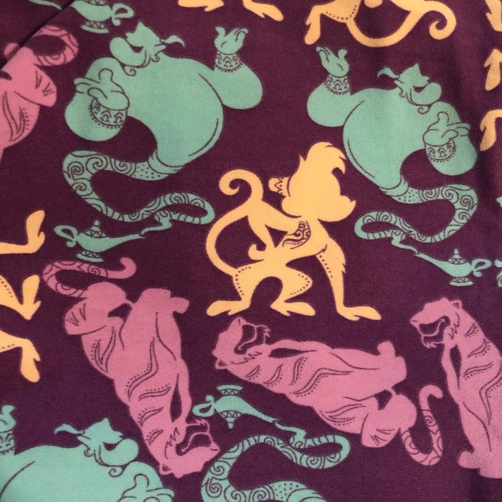 LuLaRoe Leggings Disney Aladdin Purple Blue Cream TC2 NWOT